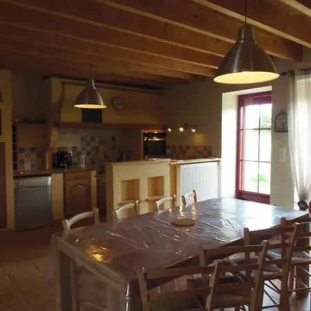 Familial Avec Jardin Privé Et Wifi à - Fr-1-426-458 * Falleron