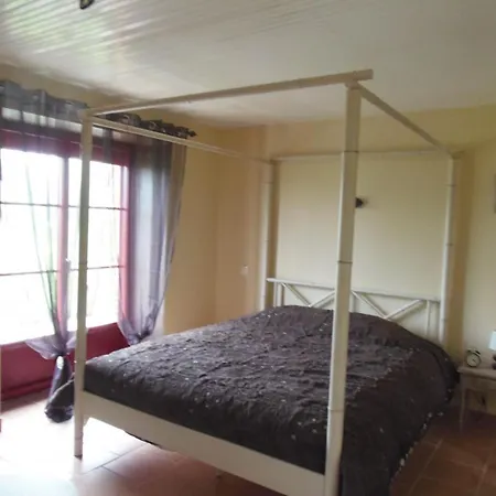 Familial Avec Jardin Privé Et Wifi à - Fr-1-426-458 Falleron