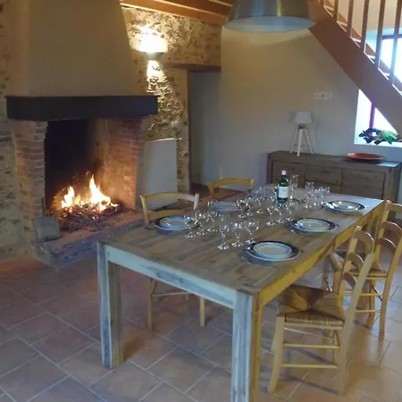 Familial Avec Jardin Privé Et Wifi à - Fr-1-426-458